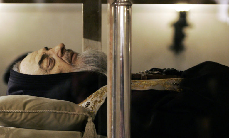 Il corpo di Padre Pio a Foggia nella chiesa di Sant'Anna