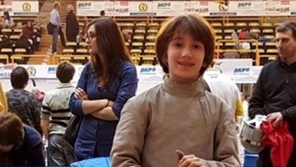 Davide Cicchetti del Circolo Schermistico Dauno campione di sciabola Under 14