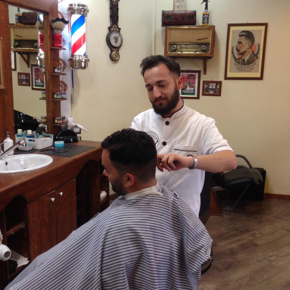 Barbiere Foggia: Hair Chic Baber Shop, Antonio Cardone