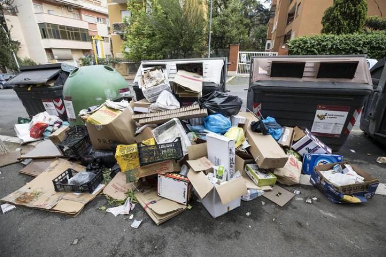 1526014204801.jpg Rifiuti Roma Chiede Aiuto Alla Puglia