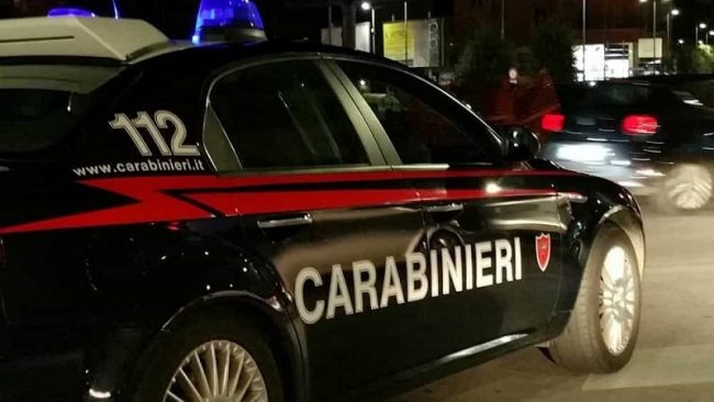 Deteneva Arma Illegalmente