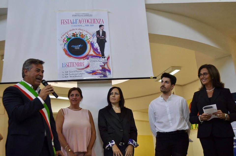 41739406 1056192444535711 2684175137741209600 N