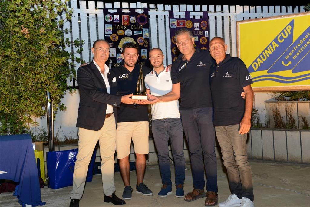 Premiazione Lions Vincitori Equipaggio L'amante Rossa