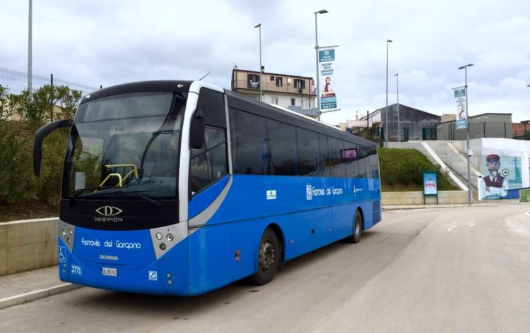 Borgo Mezzanone Pullman Ferrovie Del Gargano Sassi