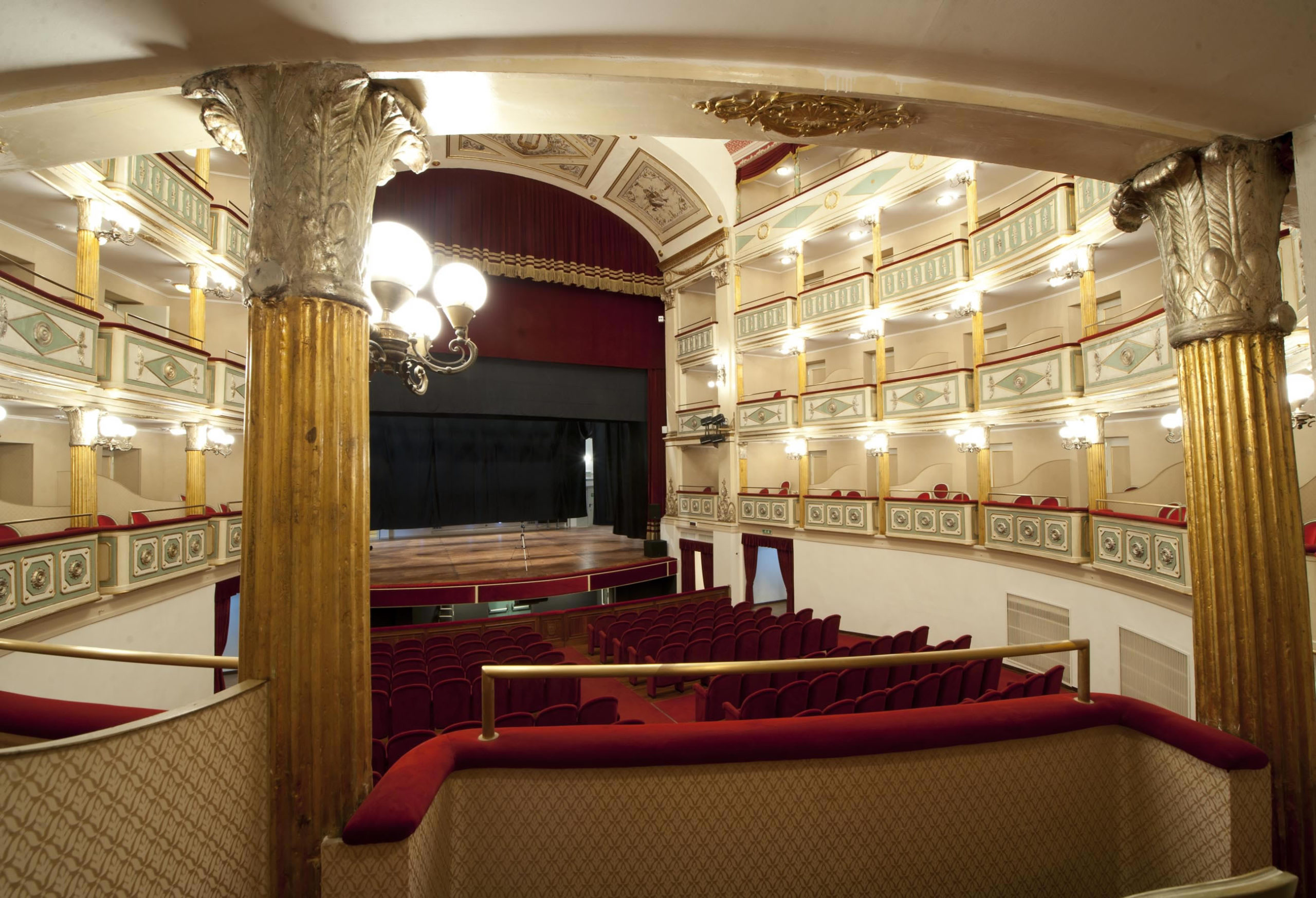 Teatro Giordano Foggia