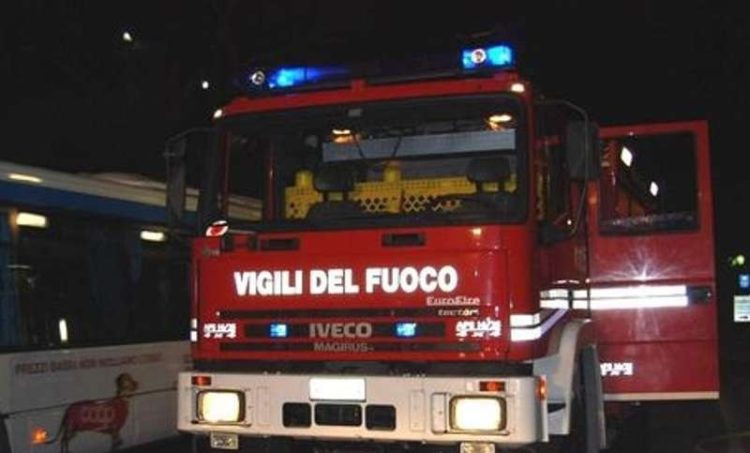 Aggrediti Vigili Del Fuoco