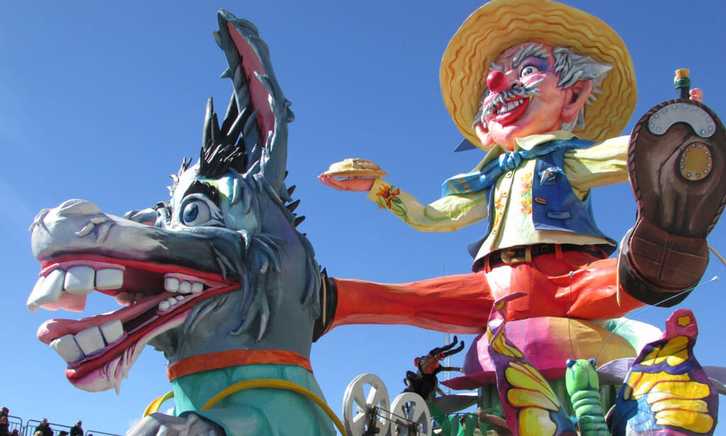 Ze Pèppe, maschere e sfilate: ecco il tradizionale Carnevale di Manfredonia  - Foggia Reporter