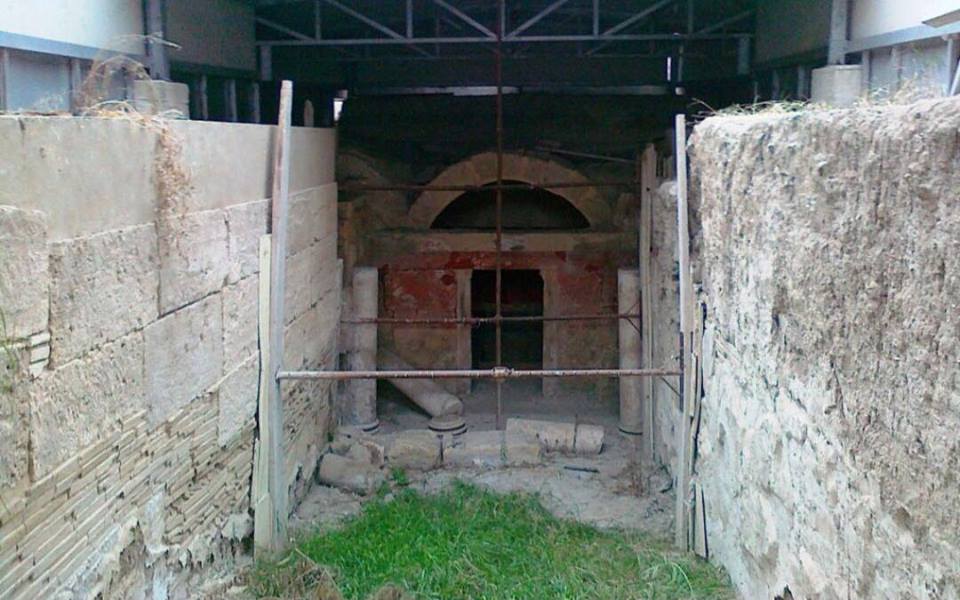 tomba della medusa foggia