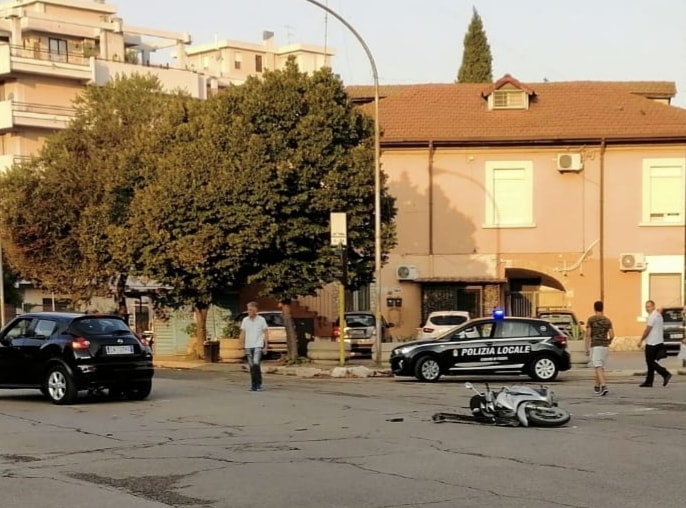 incidente stradale viale candelaro