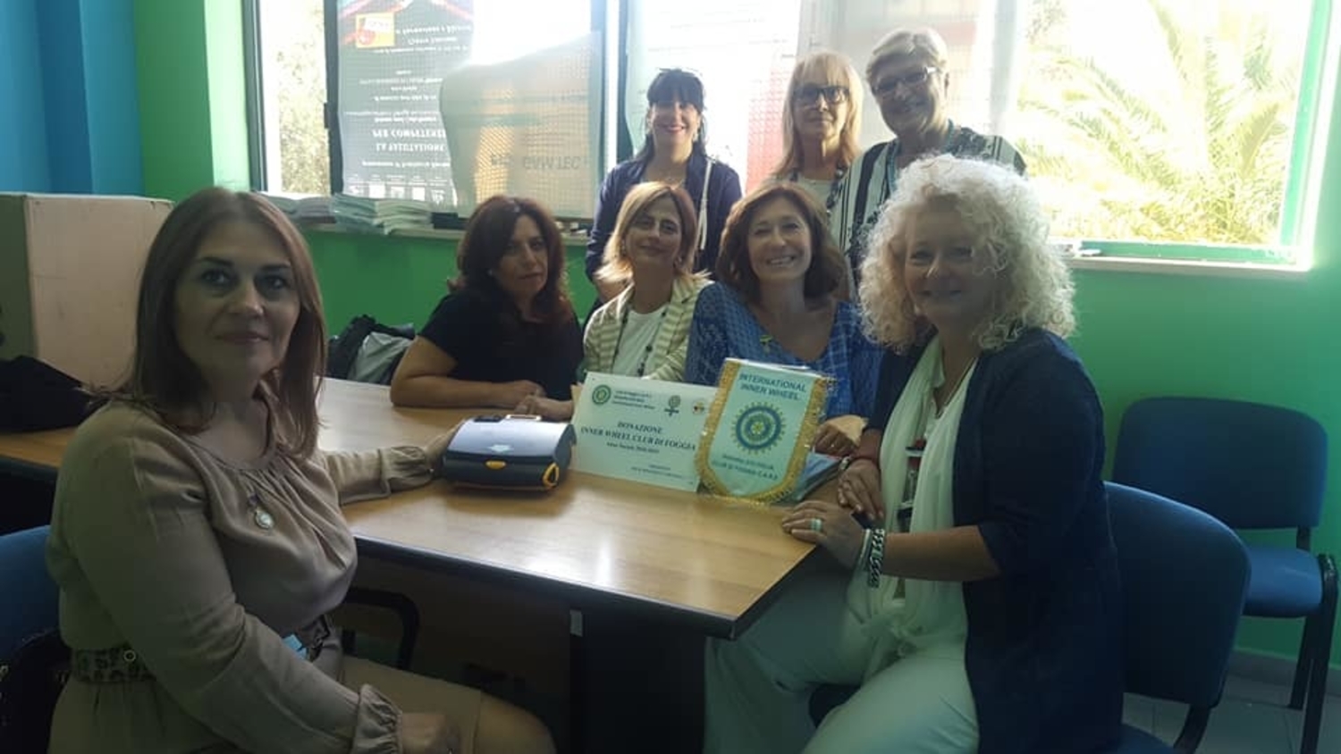 foggia-scuola-dante-alighieri-defibrillatore