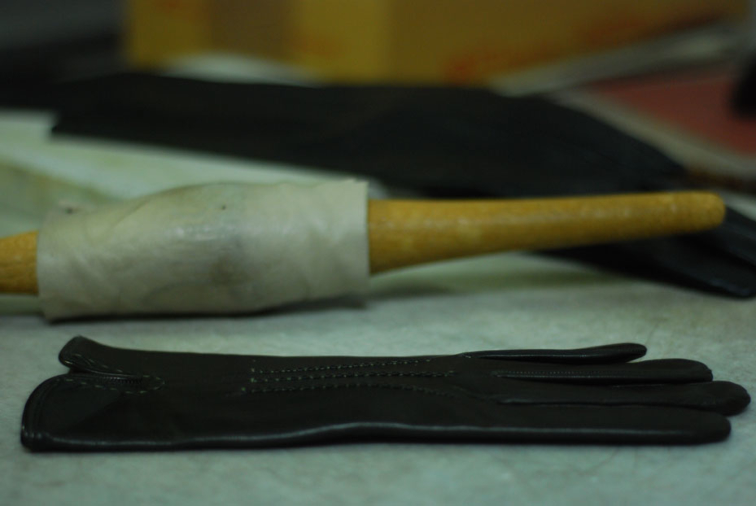 foggia-fabbrica-guanti