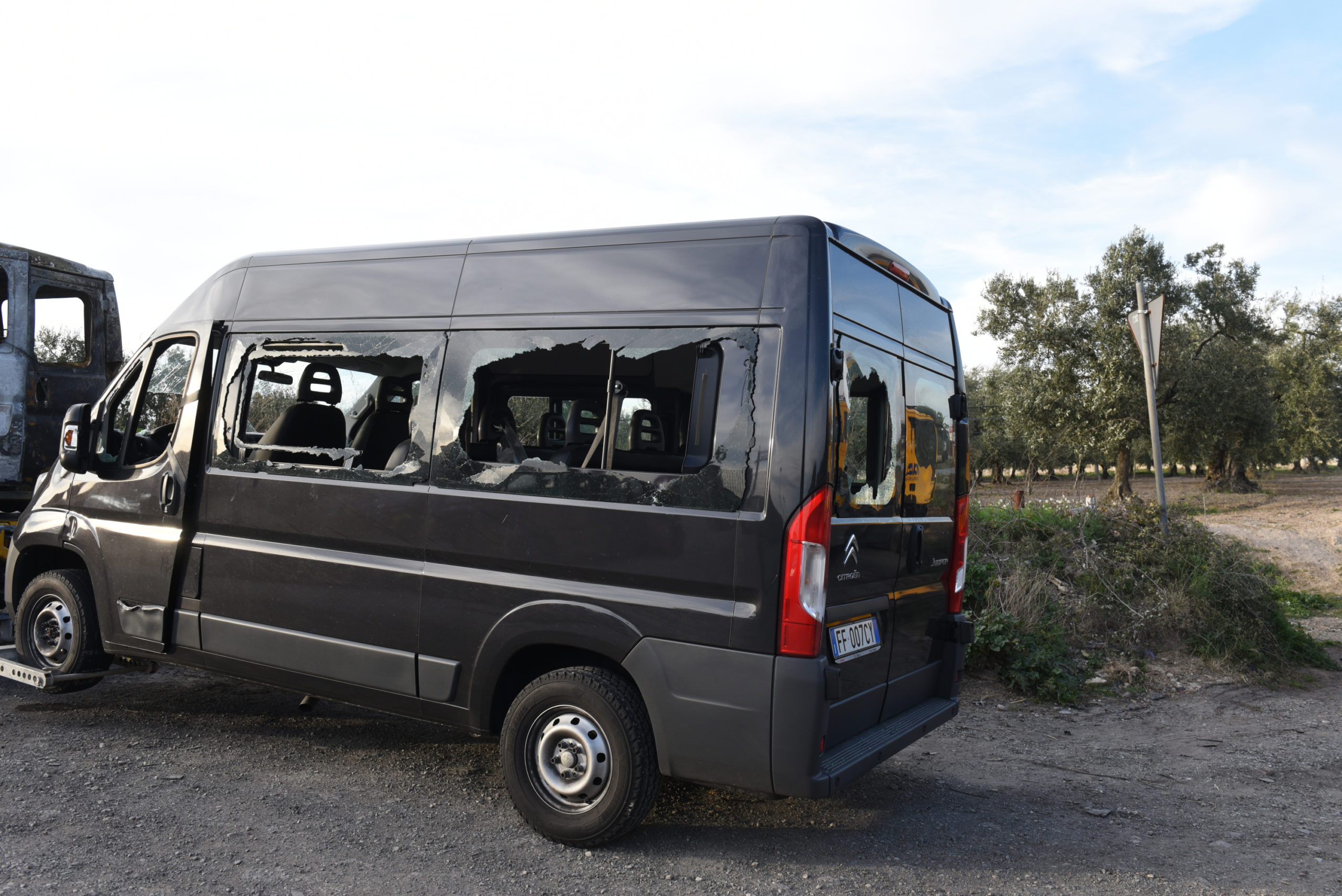 A16 scontri bari lecce