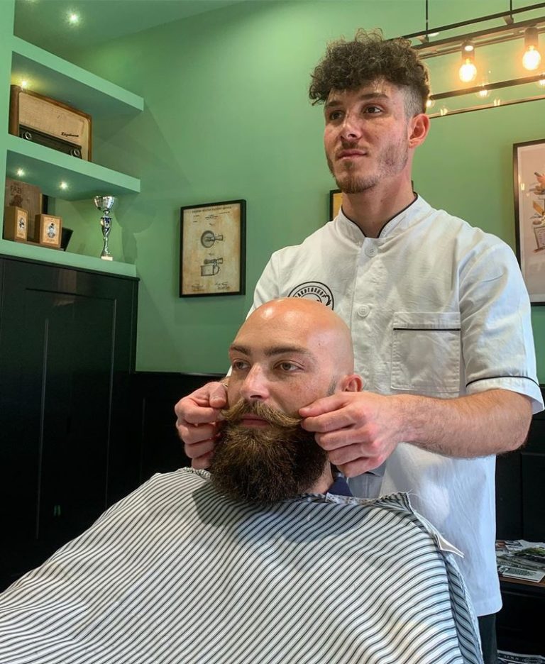 Barber shop, la cura della barba tra presente e passato - Foggia Reporter