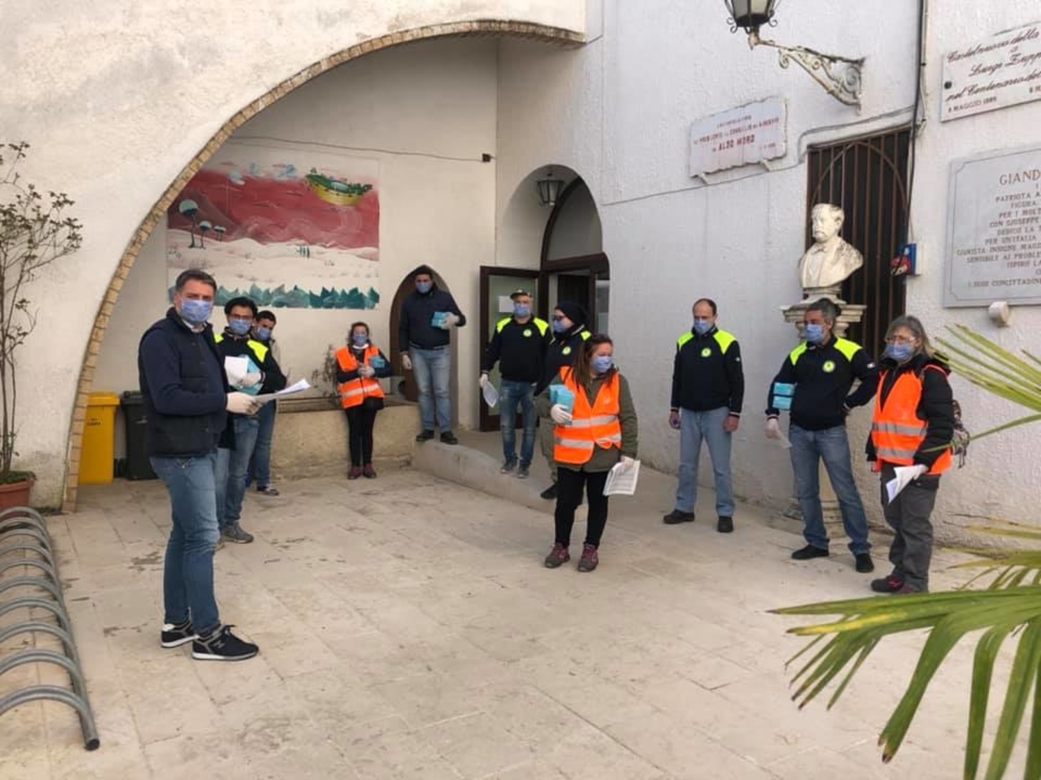 castelnuovo-mascherine