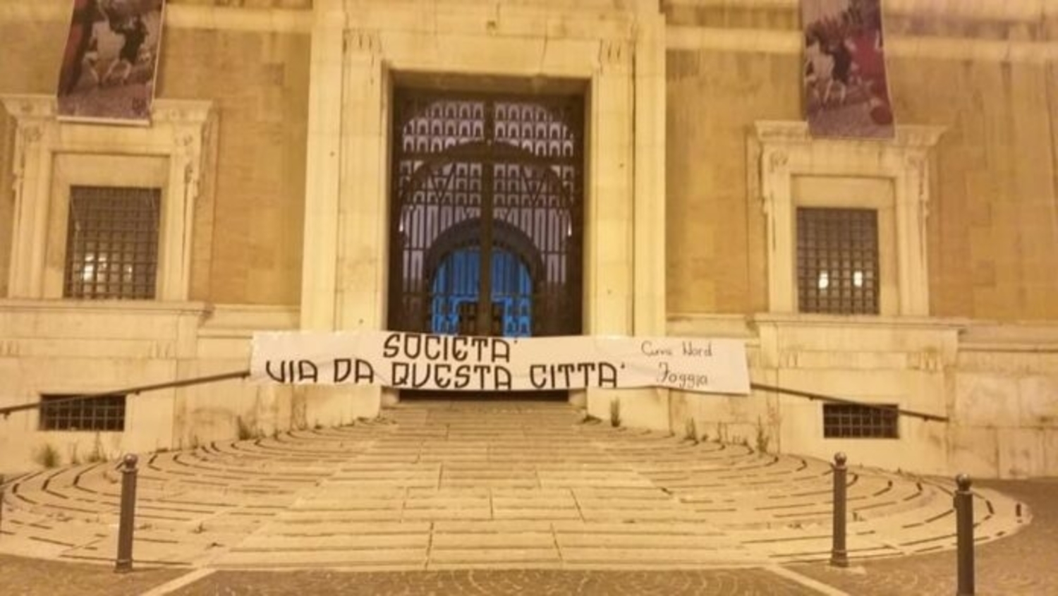 foggia ultras striscione