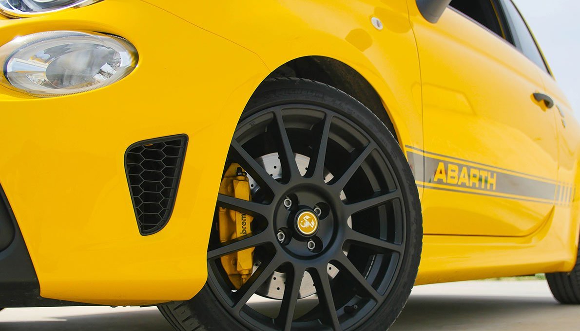 foggia macchina rubata