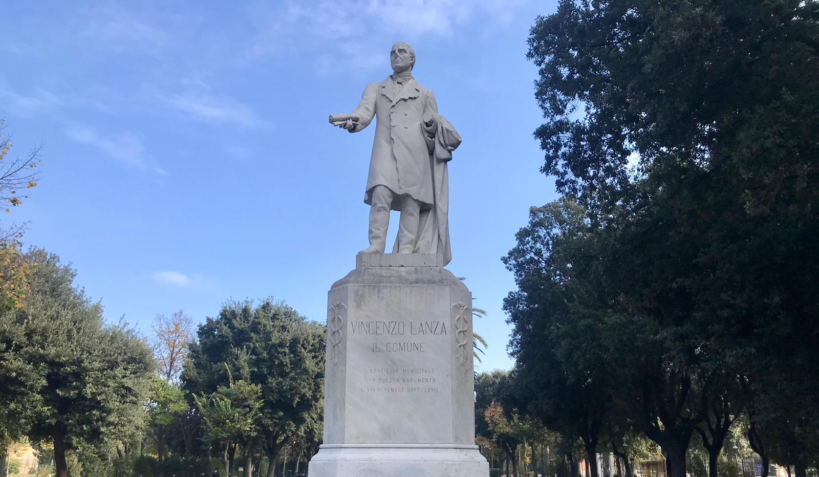 statua lanza