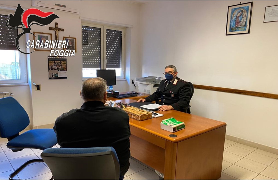 stazione carabinieri anziano derubato