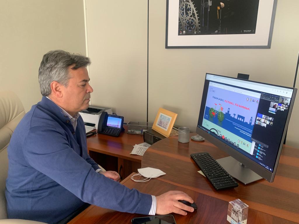 foto riunione Foggia in bici