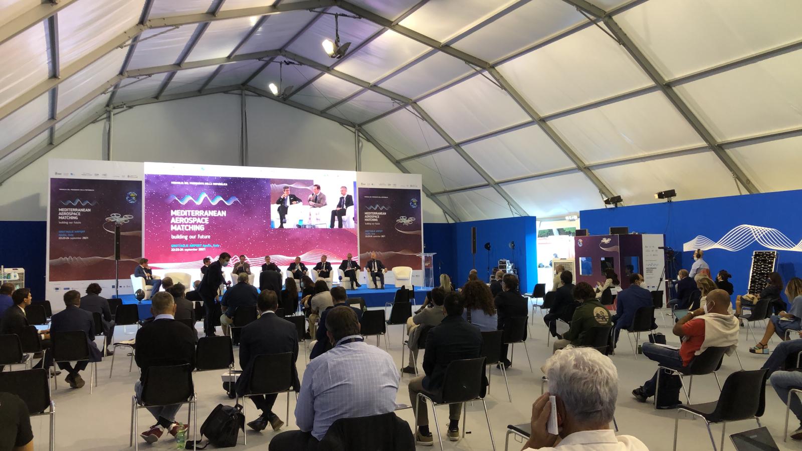 Mam, tavola rotonda pomeridiana,