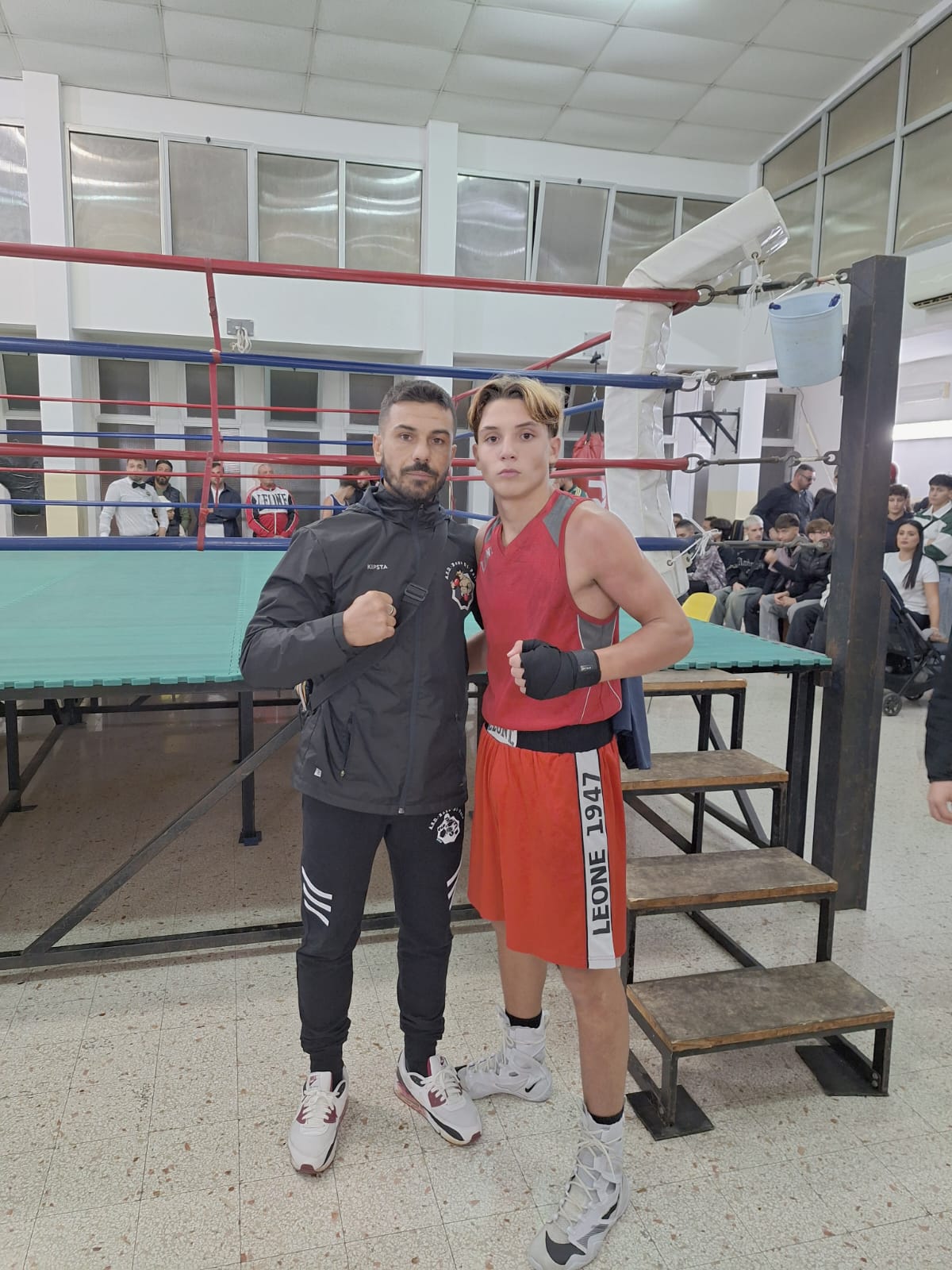 Il campione regionale di boxe Jacopo Bonavita con il suo maestro Riccardo Di Palo