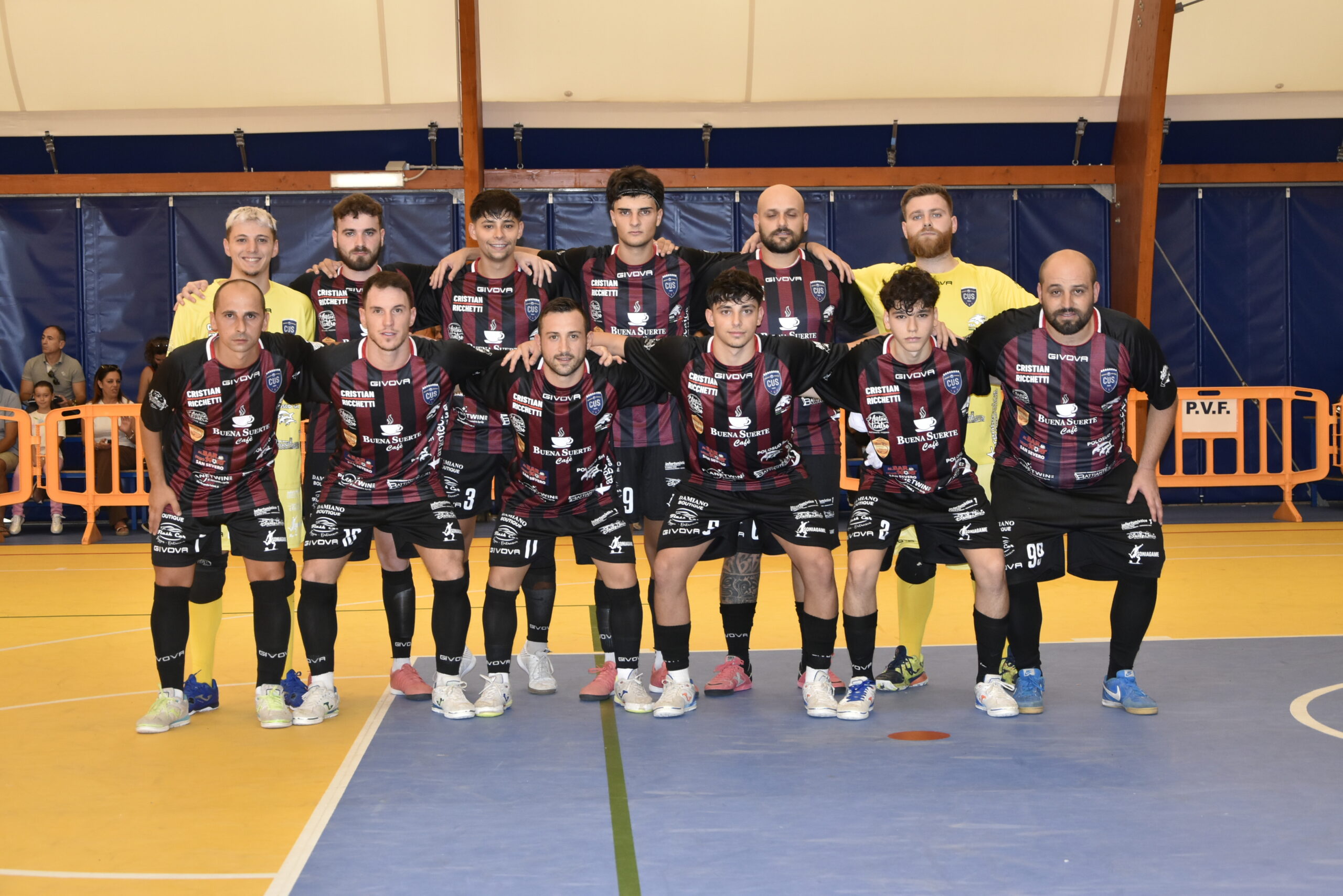 La formazione del CUS Foggia C5 nella seconda giornata di Serie C1. Foto: Giovanni Gliatta.