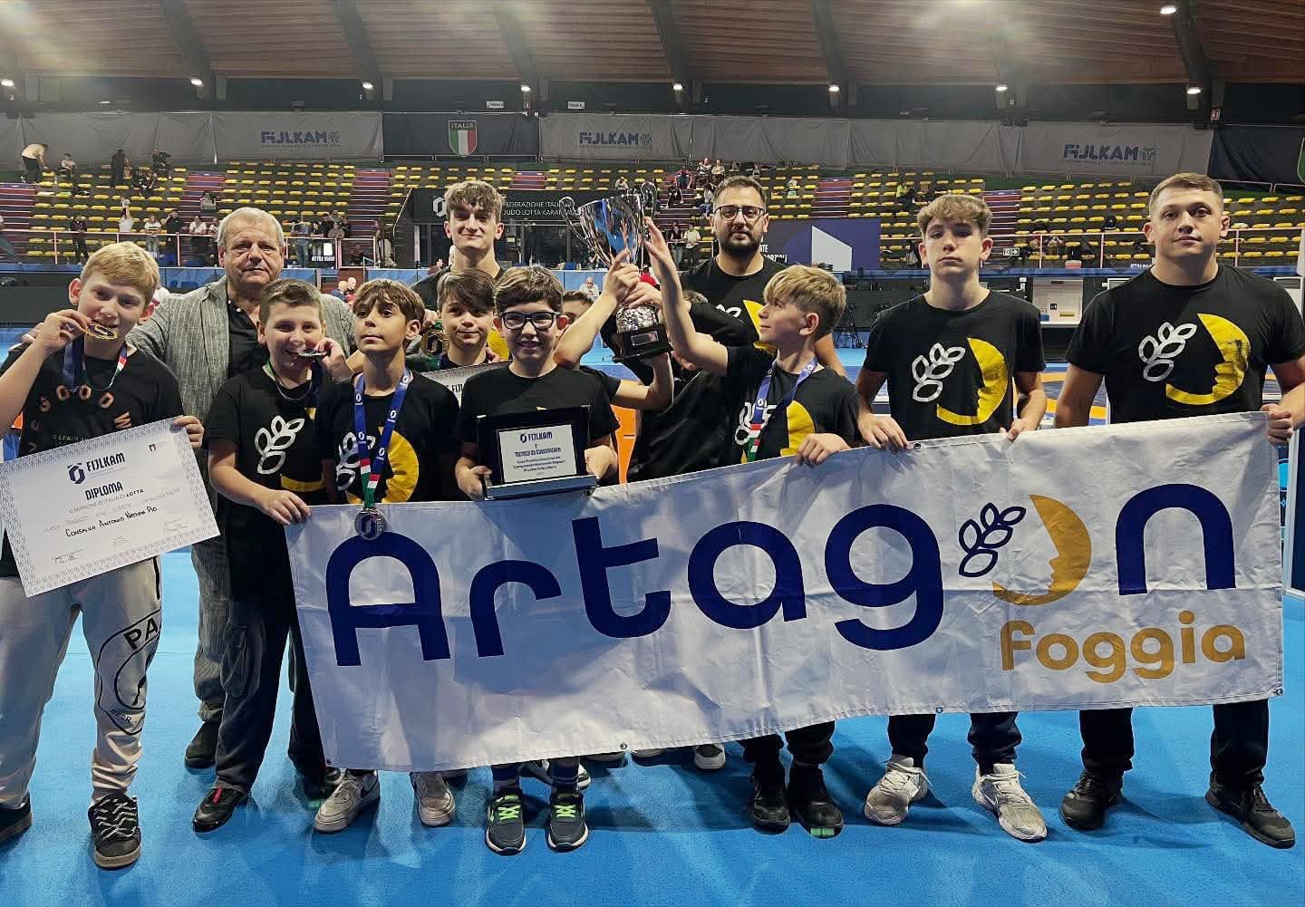 Il team under 11 dell'Artagon Foggia, prima tra la società in Italia